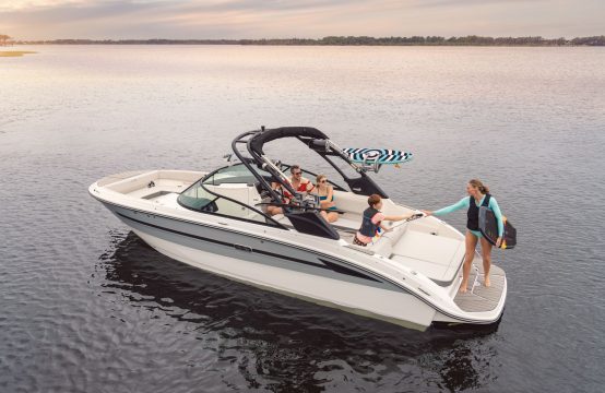 Sea Ray 270 SDX Surf